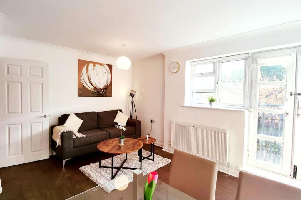 Aldgate Flats In E1. Apartamento Londres Exterior foto