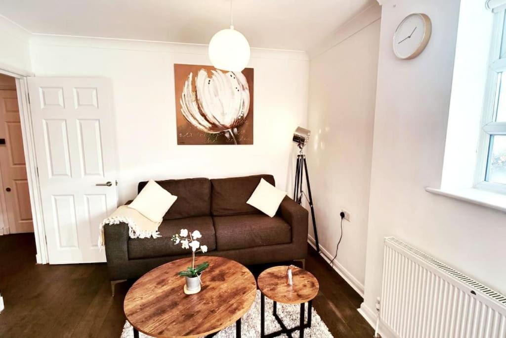 Aldgate Flats In E1. Apartamento Londres Exterior foto