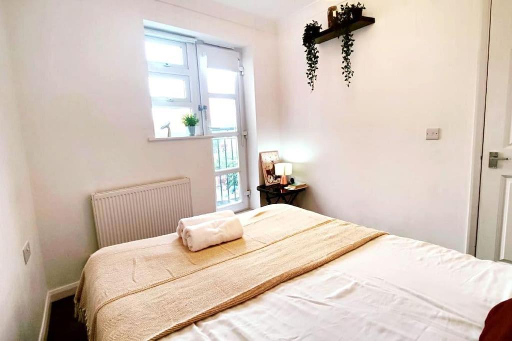 Aldgate Flats In E1. Apartamento Londres Exterior foto